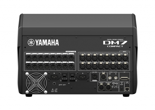 yamaha-dm7c-back